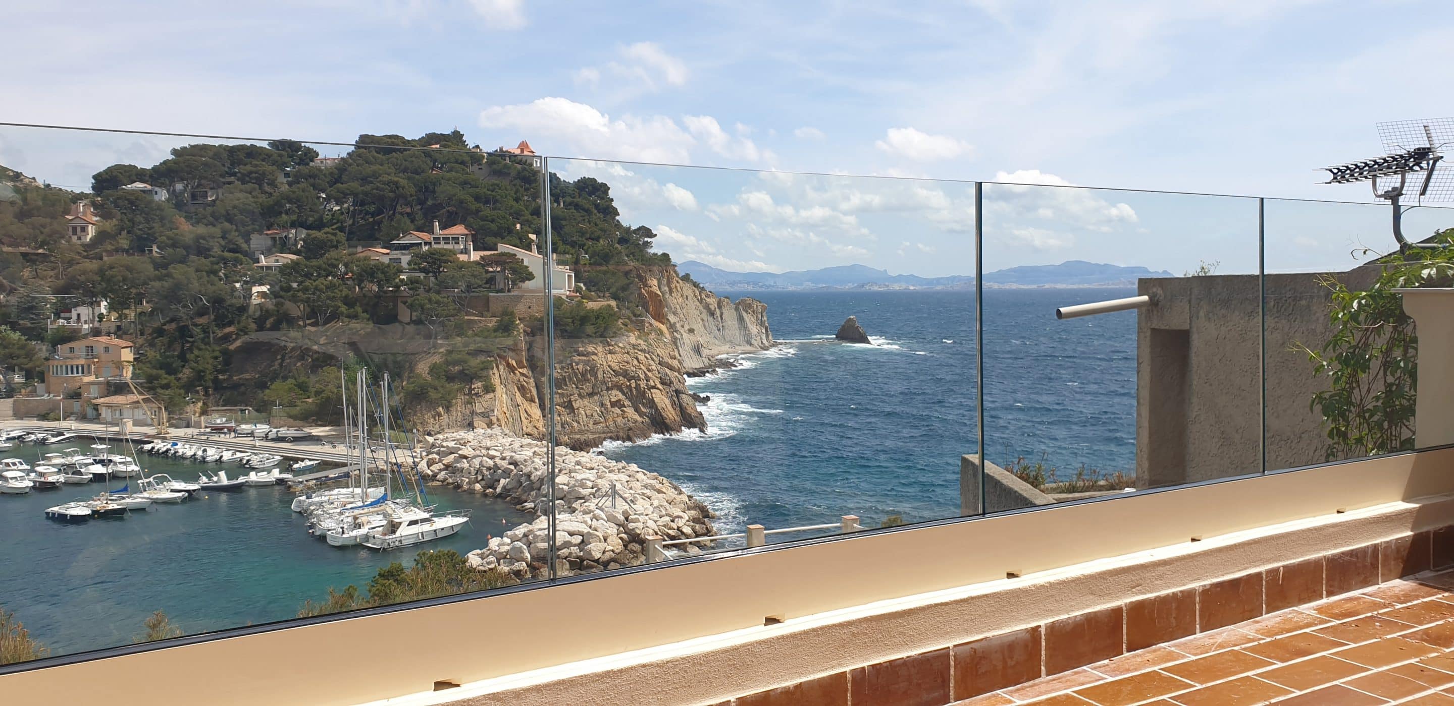 Gardecorps vitré à EnsuèslaRedonne COPROBAT